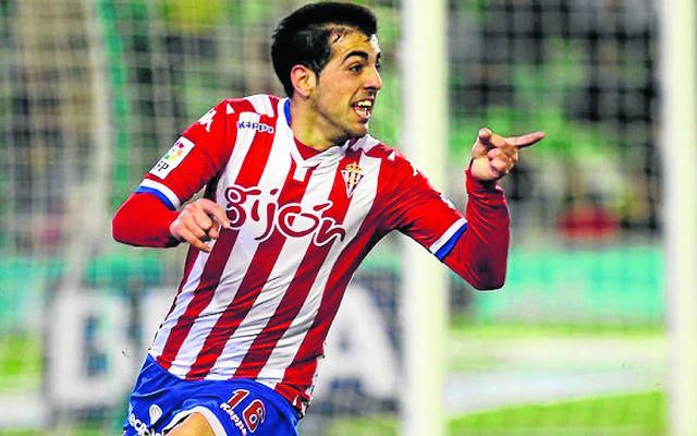 El Sporting rechaza 1,5 millones del Betis por Carlos Castro