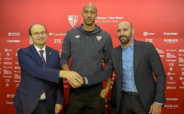 N'Zonzi: "Soy feliz en el Sevilla, no me importan los otros equipos"