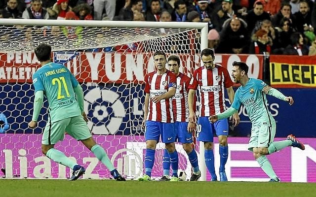 Atlético 1-2 Barça: Luis Suárez y Messi lanzan al Barça