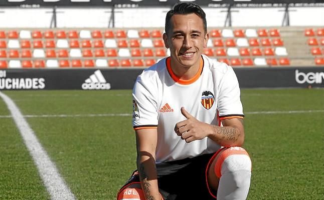Orellana: "Lo único que quería era venir al Valencia"