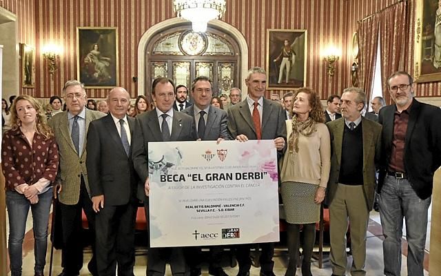 Sevilla y Betis crean la beca 'El Gran Derbi' en la lucha contra el cáncer