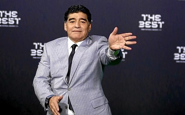 Maradona: "Si Bauza se reunió con Icardi me parece tan traidor como él"