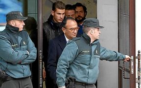 La juez deja en libertad con cargos a Lucas e imputa a su novia