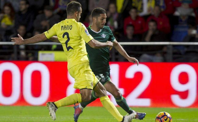 Mario Gaspar, el jugador de campo de LaLiga que más minutos seguidos lleva