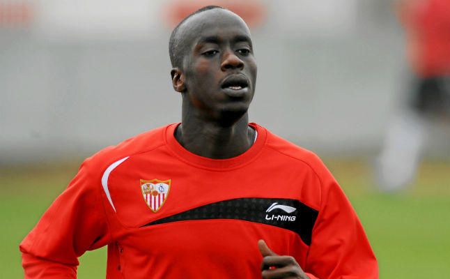 Babá encuentra equipo