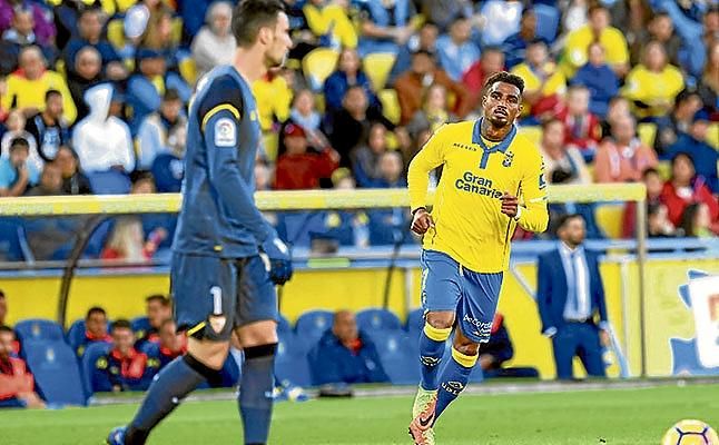 Sergio Rico: "Estuvimos fuertes y sólidos para traernos los tres puntos"