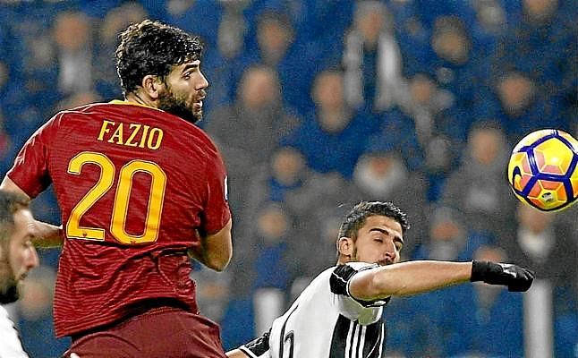 Fazio no descarta jugar con Italia