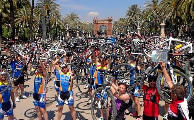Los ciclistas se posicionan en contra de los frenos de disco
