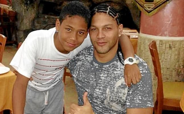 Hallan muerto al hijo secuestrado del jugador de baloncesto Juan Manaure