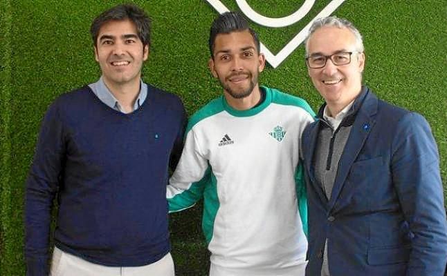 Petros renueva con el Betis hasta 2020