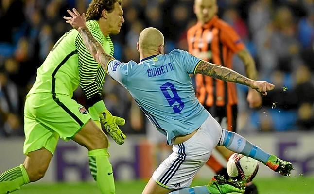 El Celta sucumbe ante el contragolpe del Shakhtar (0-1)