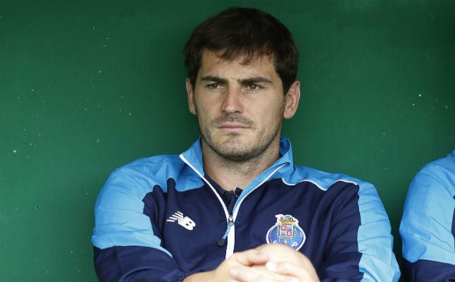 Casillas llega a 70 partidos con el Oporto, lo que le da un año más de contrato
