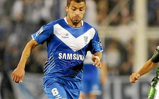 Canteros, de Vélez Sarsfield, agredido en una batalla campal en discoteca