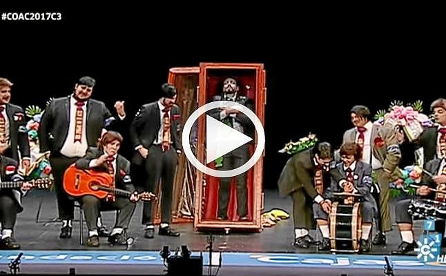 'No te vayas todavía', una chirigota sevillana en las semifinales del COAC