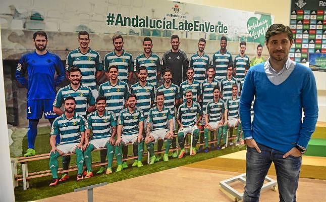 Víctor y su buen tino con el eterno rival