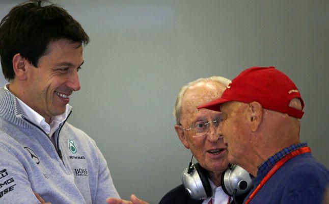 Mercedes prorroga los contratos de Wolff y Lauda