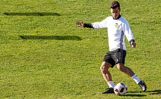 Gayá vuelve a la convocatoria para medirse al Real Madrid