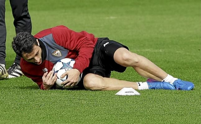 El balón, uno lo quiere y otro lo rechaza