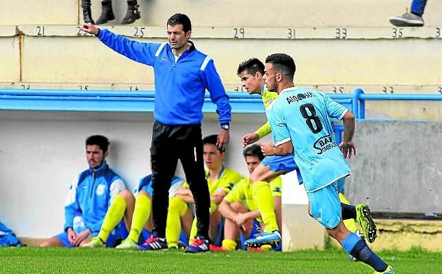 El Coria ratifica a Mariano Suárez