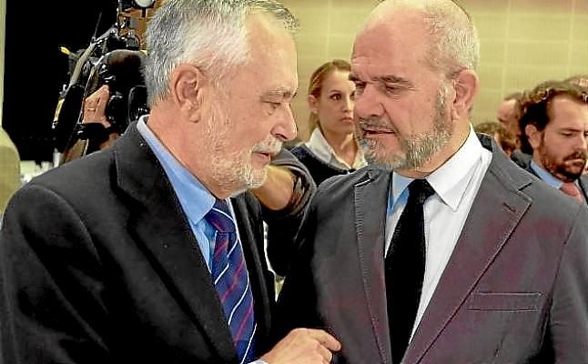 La Audiencia de Sevilla juzgará a Chaves y Griñán por los ERE