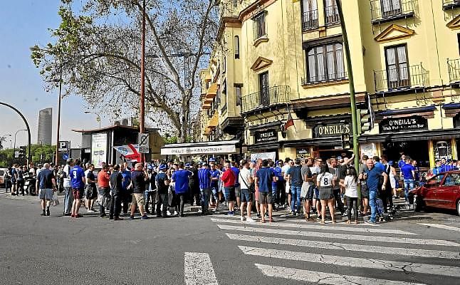 Propuesta de sanción a 15 abonados por revender sus carnés ante el Leicester