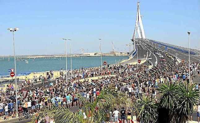 El ciclismo podría cobrar a los aficionados por ver las carreras en directo