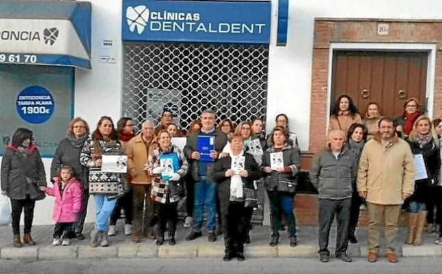 Detenido el dueño de una clínica dental de Carmona por estafar a sus clientes