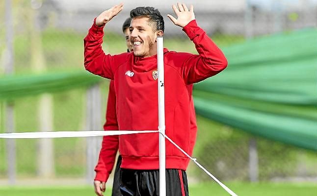 Jovetic: "No hay muchos entrenadores que quieran jugar como Sampaoli"