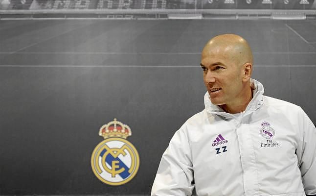 Zidane: "Estoy orgulloso de que mis jugadores respeten muchísimo a los árbitros"