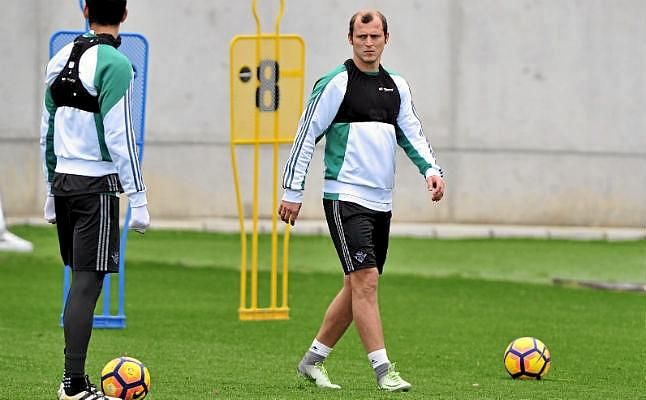 Zozulya tendrá que volver a Vallecas