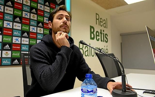 Víctor, sobre Ceballos, Rubén Pardo y Joaquín
