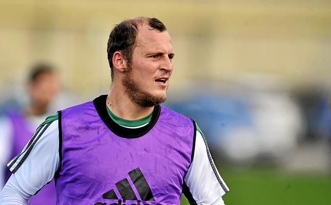 "El que diga que Zozulya es bueno para el Betis, es un necio o un ciego"