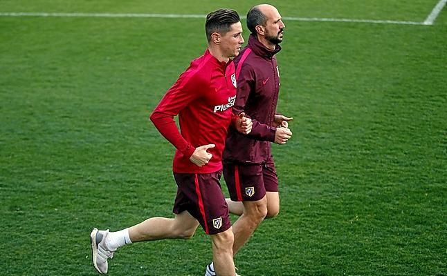 Fernando Torres vuelve a pisar césped