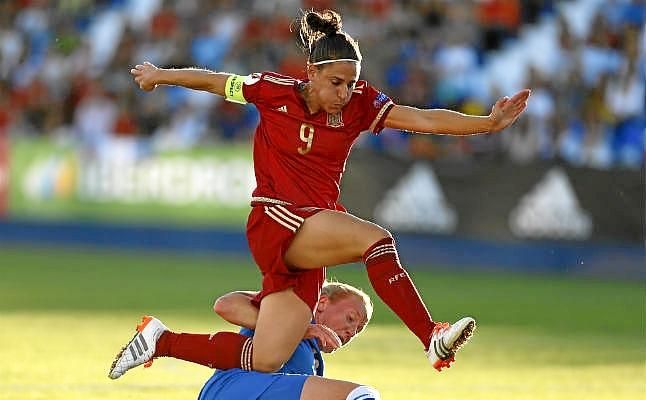 Vero Boquete: "Saber que ahora las niñas sí que pueden soñar con ser futbolistas para mí no tiene precio"