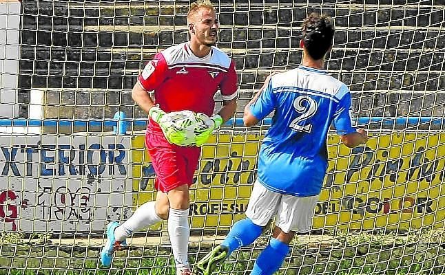 Fermín termina de construir el muro ecijano