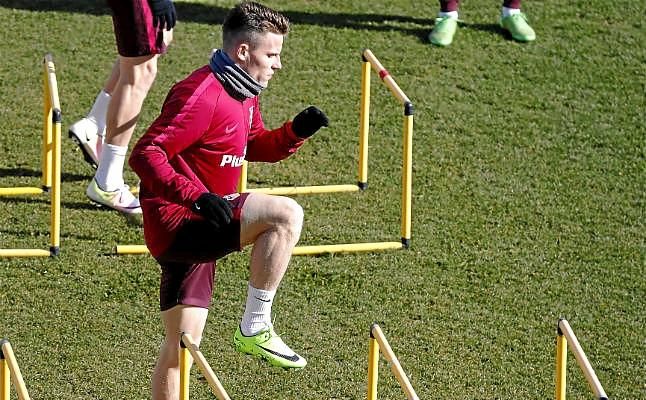 El francés Kevin Gameiro se retiró a mitad de entrenamiento por molestias
