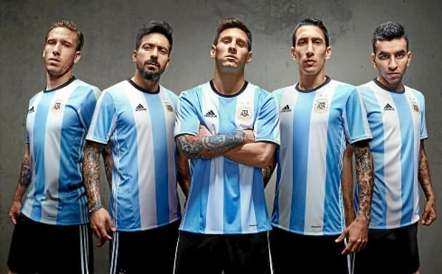 Argentina sigue líder del ranking FIFA y España se mantiene décima