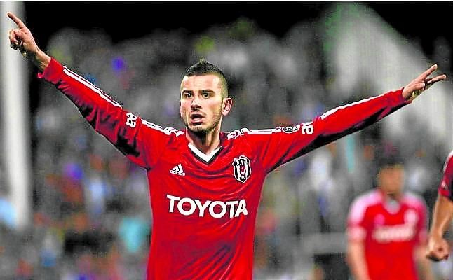 El Sevilla espiará hoy a Özyakup