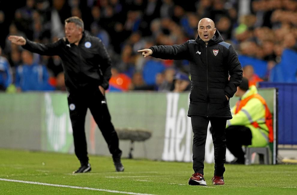 Sampaoli: "Me siento dolorido en la cama porque se me fue un sueño"