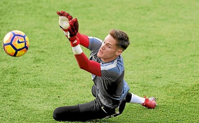 Remiro: "Enseguida estoy dando guerra en el campo"