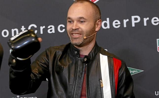 Iniesta: "Mi renovación la marca el rendimiento, no voy a estar por estar"
