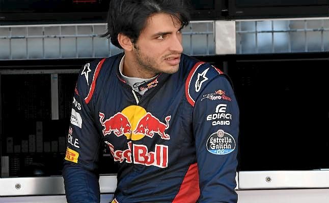 Sainz: "Para llegar este año a un podio tienen que pasar muchísimas cosas"