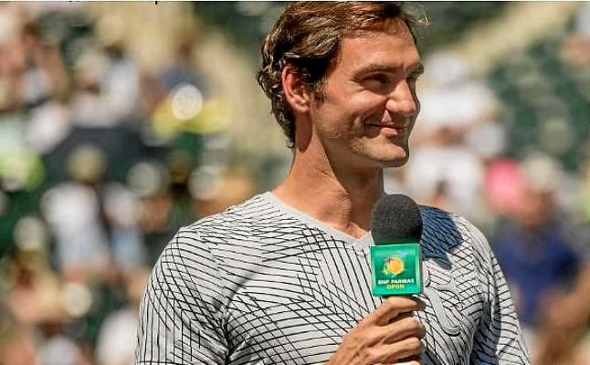 Federer accede a semis sin pisar la pista