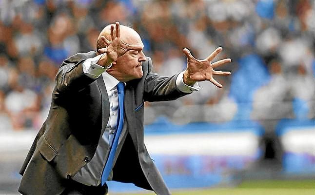 Pepe Mel cae en el derbi gallego y el Sporting remonta al Granada