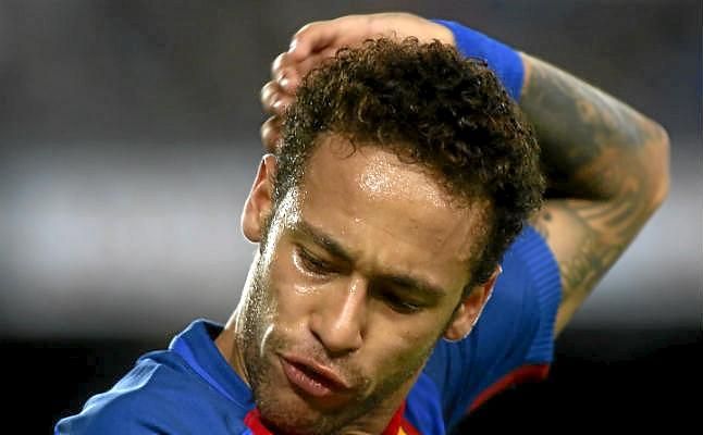 Neymar: "Algún día me gustaría jugar en la Premier League"