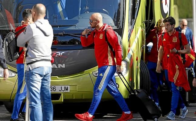 Reina no entrena con el grupo y pasará pruebas para ver si sigue en la concentración