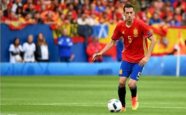 Busquets: "Me considero un 'bicho raro' en el mundo del fútbol"