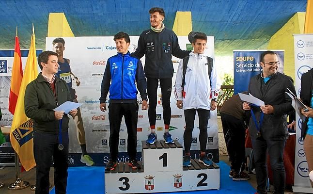 Más de 800 corredores desafían a la lluvia en la III carrera popular de la UPO