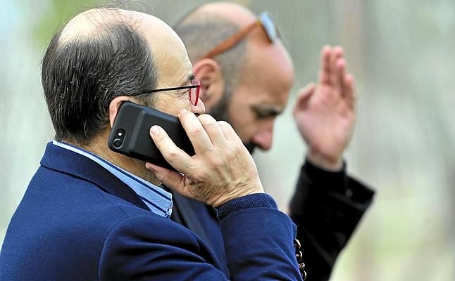 Monchi "firmará tres años con la Roma" y "en las próximas horas"