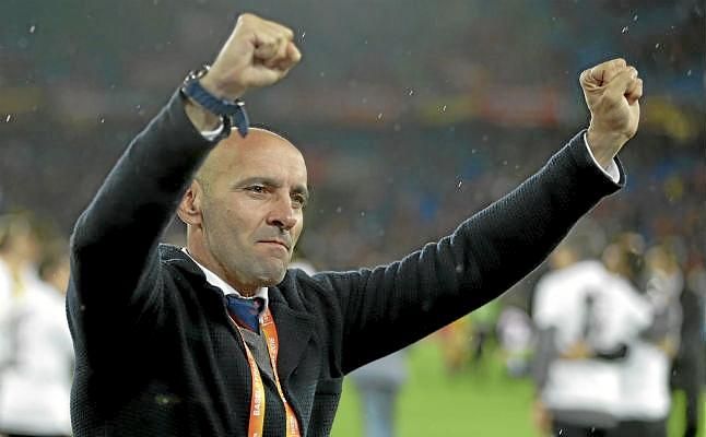 En Roma ya celebran la llegada del "mago" Monchi
